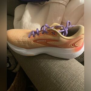 Brooks Peach and Lavender Athletic Shoes